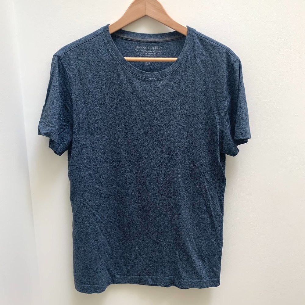 Banana Republic T shirt